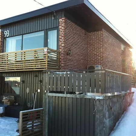 Holiday home Trollhaugen *